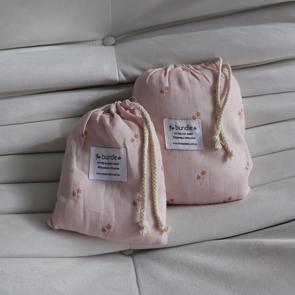 Meadow Bassinet Sheet - 70% bamboo + 30% cotton